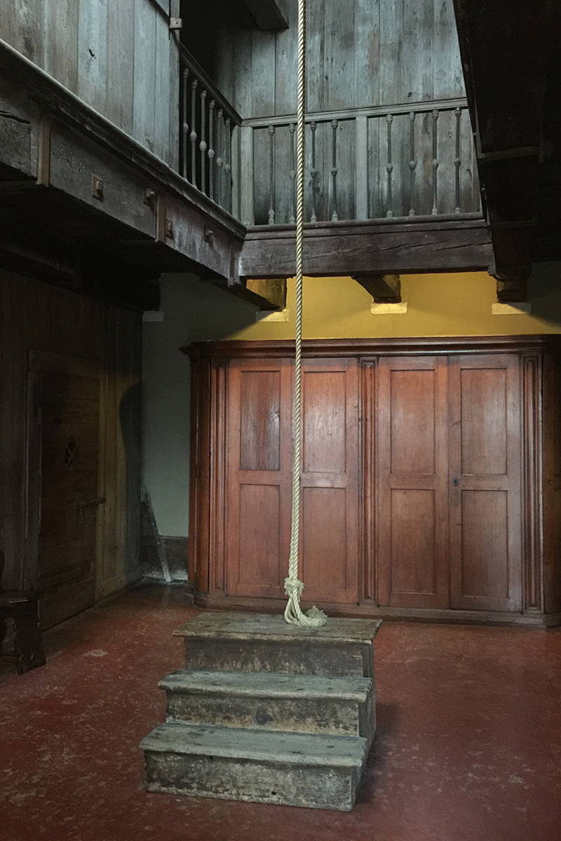 Dettagli della sala della tortura a Palazzo Ducale